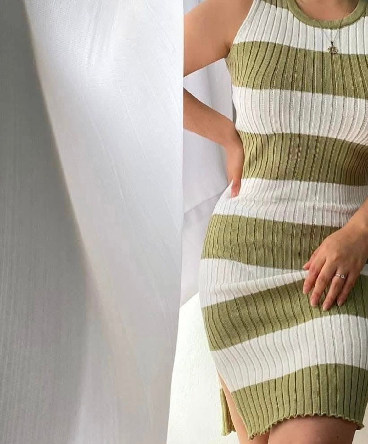 Vestido de Hilo Tejido con Abertura🙈