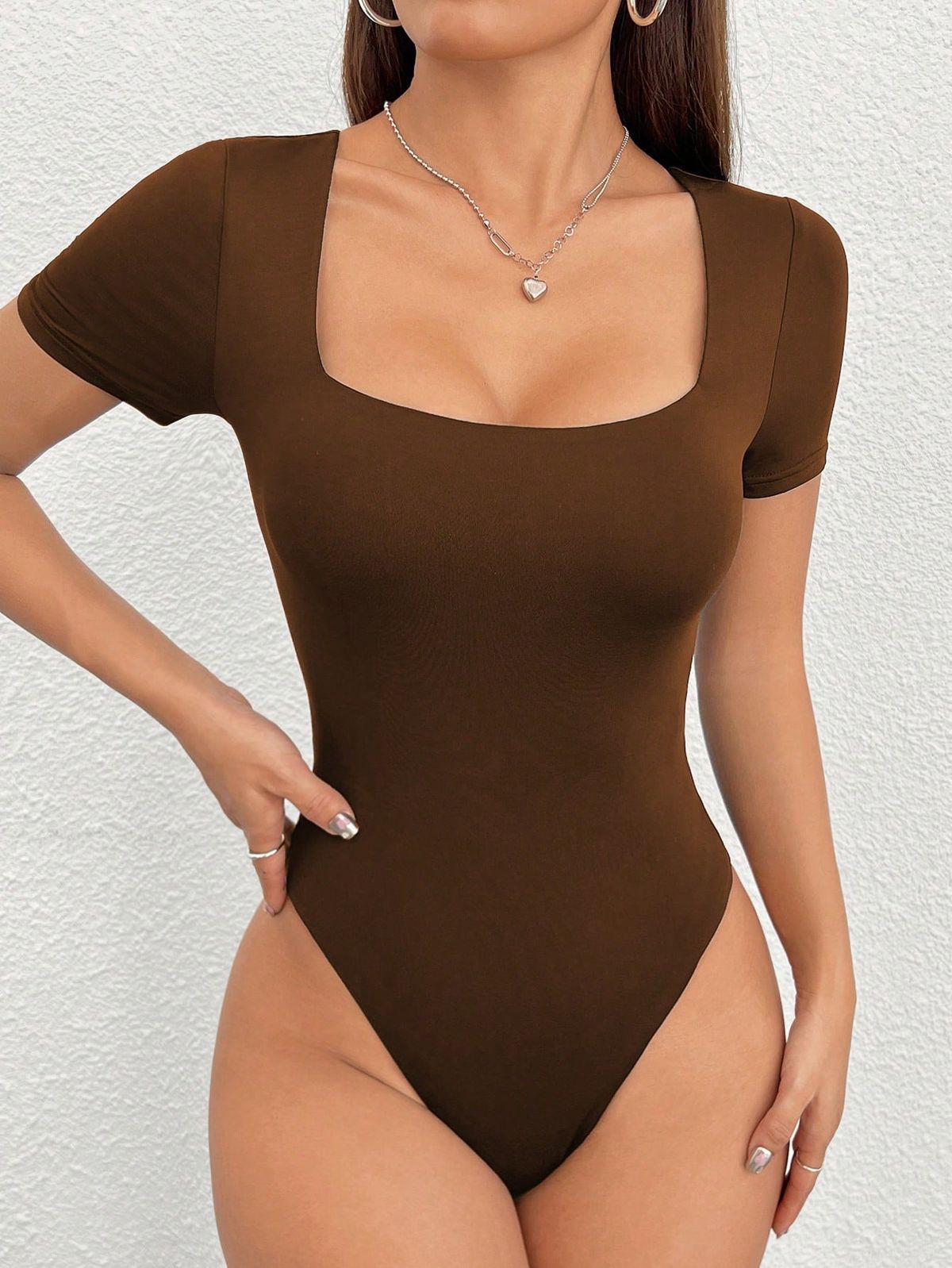 Body con Corte Cuadrado👚